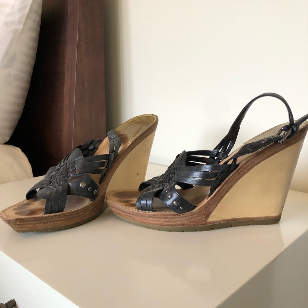Cole Hann women’s sandals